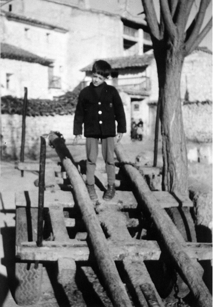 El carro de las cubas ya con ruedas de goma. 1965